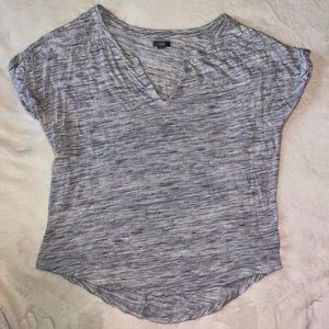 Aerie casual v-neck. Size XS (can fit small).